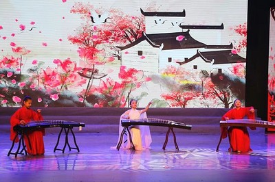 漯河市少兒藝術(shù)節(jié)開幕 促進少兒文化藝術(shù)交流
